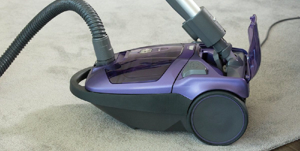 Canister Vacuum Cleaner Buying Guide