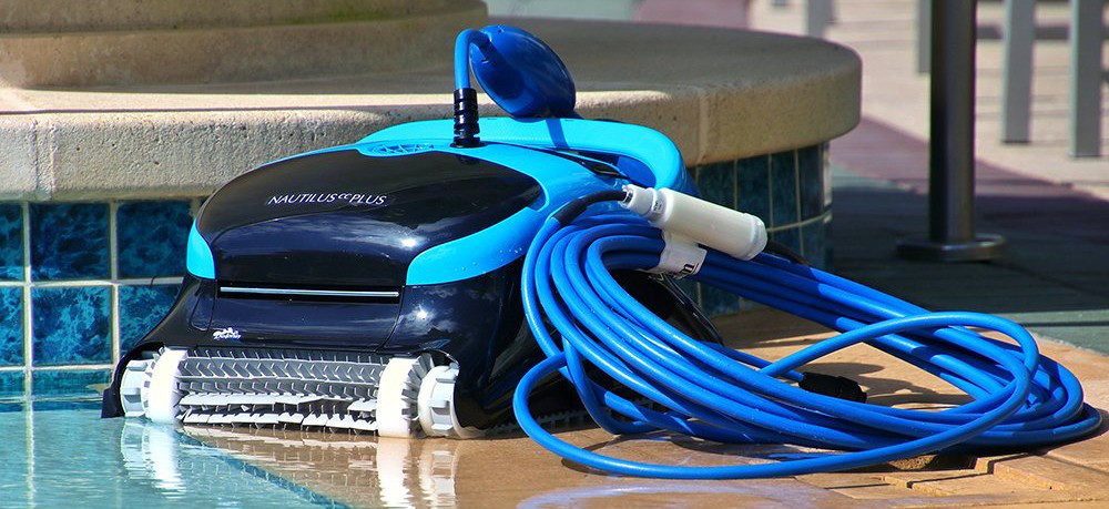 Dolphin Nautilus CC Plus Robotic Pool Cleaner Review